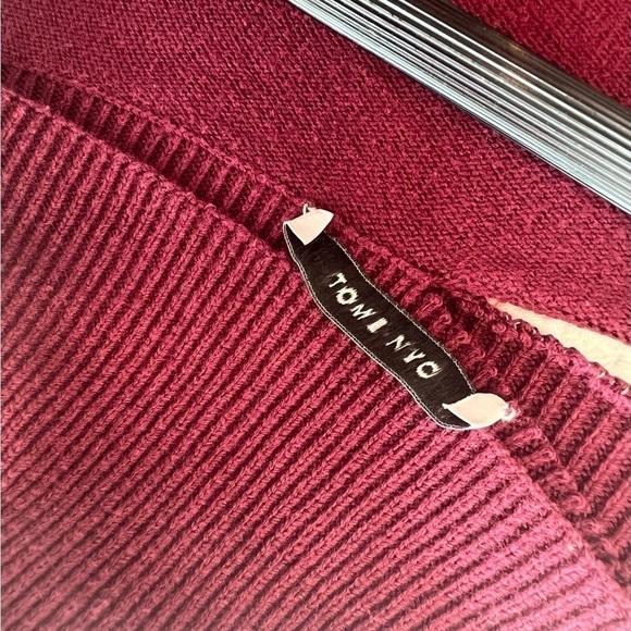 Tome NYC Burgundy Merino Cut Out Turtleneck Sweater - Picture 15 of 16